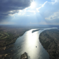 Dans quel océan se jette le fleuve Zambèze ?